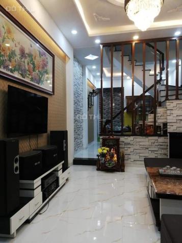 Nhà lầu ở Nguyễn Văn Quá cần bán TT 1,67 tỷ gần nhà hàng Đông Phương, Quận 12, 4x13m, sổ hồng 13304265