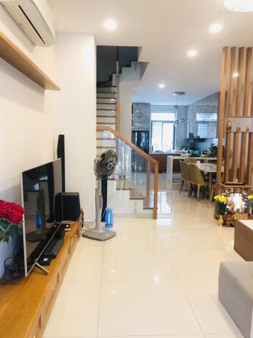 Chính chủ cho thuê nhà phố 1 trệt 3 lầu, Lakeview City, giá 25tr/th, LH 0907860179 13305067