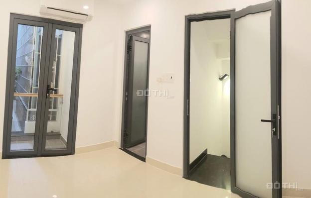 Bán nhà Phú Nhuận, 40m2, 3 lầu mới đẹp, 2.35 tỷ 13305665