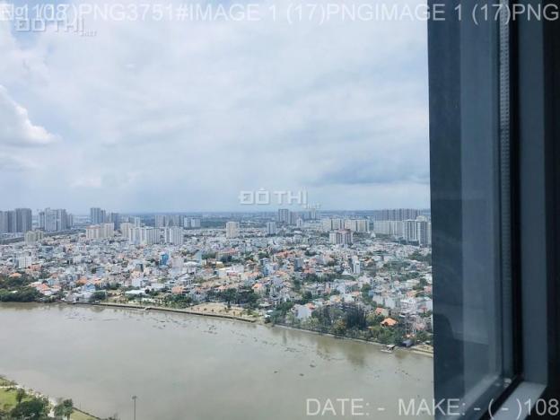 Căn hộ đã có nội thất cao cấp 3PN, 114.74m2 view sông cần bán tại Vinhomes Central Park 13318097