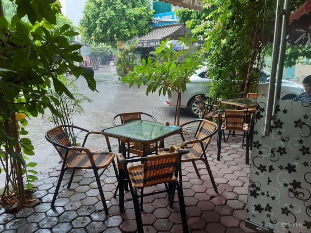 Sang nhượng quán cafe địa điểm đẹp DT 40m2, hai mặt tiền 10 m x 4m khu Giếng Sen gần đường Lê Văn 13321440