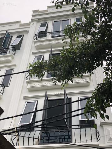 Bán nhà mới 4 tầng ở ngay ô tô vào nhà tại Hữu Lê Hữu Hòa. LH 0977189998 13324721