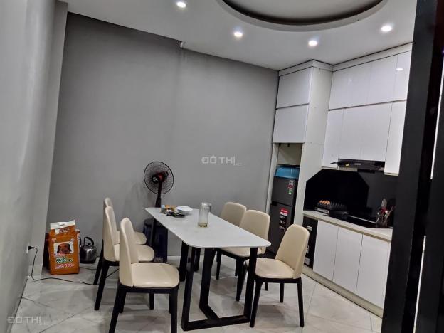 Bán nhà Khương Đình, cạnh tòa Five Star, 40m2, 5 tầng full 100% nội thất, giá chỉ 3.8 tỷ (Có TL) 13325739