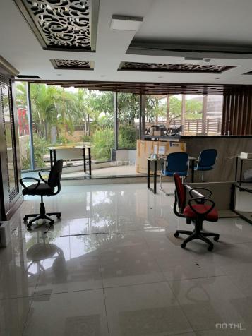 Cho thuê sàn văn phòng tại mặt đường Nguyễn Trãi 180m2, thông sàn 13329734