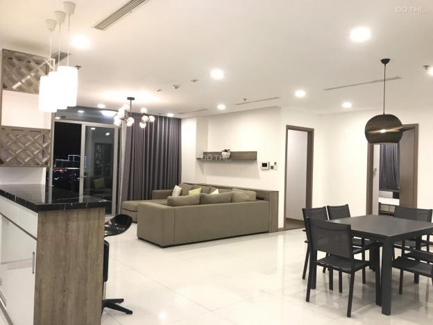 Cho thuê căn hộ 4 phòng ngủ tại Vinhomes Central Park, diện tích 155m2. Giá 40 triệu/tháng 13348298