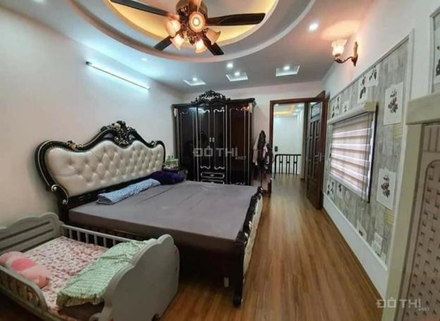 Nhà ngay phố 8/3 35m2, 5 phòng ngủ 2.6 tỷ, bán nhanh chính chủ: 058 6969999 13349477