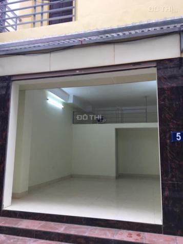 Cho thuê cửa hàng 30m2, có gác xép tại Cổ Nhuế, 5tr/tháng 13350283