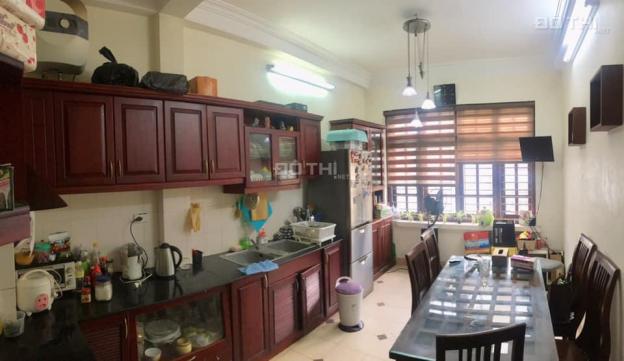 Bán gấp nhà phố Thái Thịnh, đẹp thoáng yên tĩnh, 50m2, 5 tầng, MT=3.5m, giá 6.25 tỷ: 0902976565 13352886