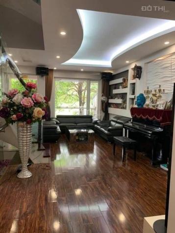 Bán nhà lô góc phố Vạn Phúc, khu vip Ba Đình 52m2, giá 23 tỷ 13359568