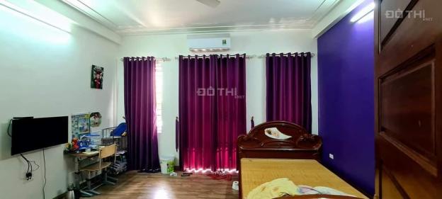 Bán nhà Khương Đình, cạnh tòa Five Star, 40m2, 5 tầng full 100% nội thất, giá chỉ 3.8 tỷ (có tl) 13359887