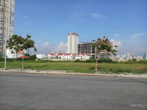 Chính chủ bán đất đường Đào Trí, Phú Thuận, giá 50 triệu/m2, đường 14m. LH: 0938.792.304 9494802