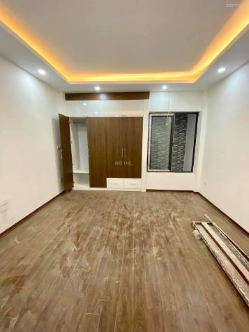 CC nhà mới phố Vũ Tông Phan kéo dài, 50m2 mặt tiền 4m, 4 tầng gần đường lớn, giá 3,7 tỷ. 0984886520 13337634