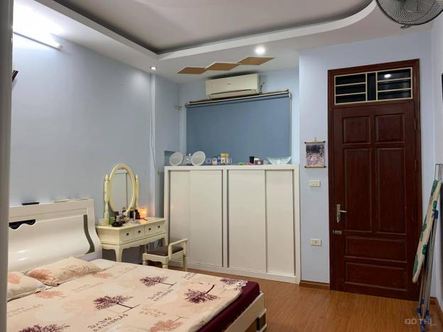 Ngõ thông, kinh doanh, ngõ Quỳnh, Hai Bà Trưng, 36m2 * 4T, 3.85 tỷ, LH 0942623523 13367908