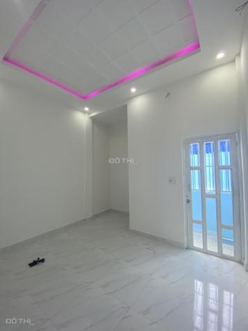 Nhà phố 1 trệt, 1 lầu, DTSD 80m2, 2 phòng ngủ, 2WC Nguyễn Văn Bứa 860tr/căn giá thật 100% 13368798