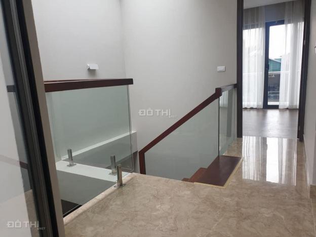 Cần bán nhà Nguyễn Sơn 5 tầng 55m2, 4 phòng ngủ, gara ô tô, nhỉnh 6 tỷ 13378667