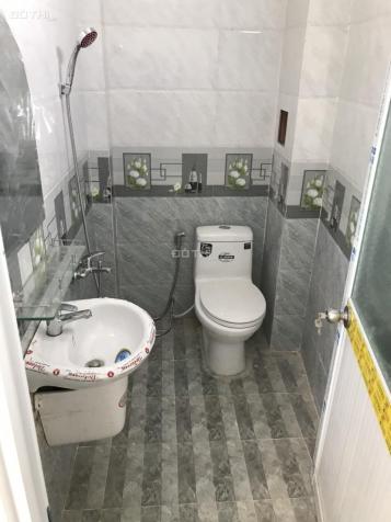 Nhà phố 1 trệt, 1 lầu, DTSD 80m2, 2 phòng ngủ, 2WC Nguyễn Văn Bứa 860tr/căn giá thật 100% 13368798