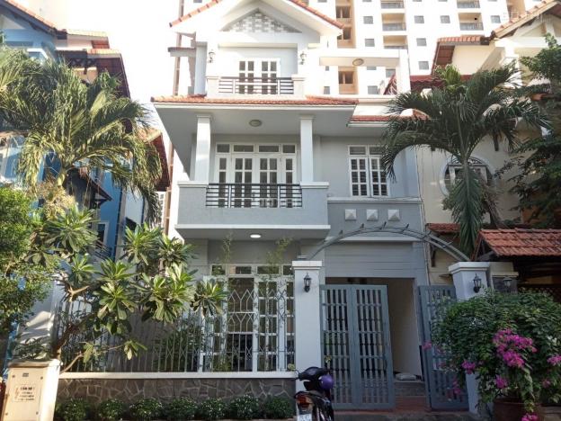 Cho thuê villa trệt, 2 lầu, 8x20m đầy đủ nội thất Trần Não, Bình An, Quận 2 13388255