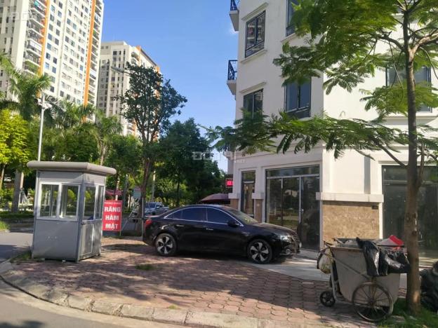 Bán nhà shophouse La Casta KĐT Văn Phú, lô góc 108m2 x 5 tầng, MT 20m, giá 10.5 tỷ. LH: 0988013769 13399337