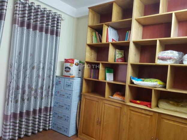 Bán gấp nhà Kim Giang, Thanh Xuân, 41m2, 4 tầng, 3.3 tỷ, KD, nhà đẹp, LH 0963885916 13410965