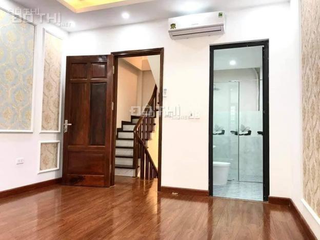 Giảm giá bán gấp nhà Nguyễn Chí Thanh - Đường Láng, Đống Đa. DT 36m2 x 5 tầng, giá 3.85 tỷ 13412486