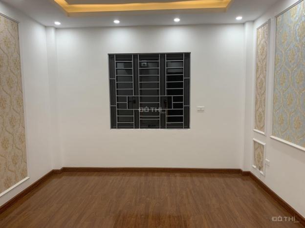 Giảm giá bán gấp nhà Nguyễn Chí Thanh - Đường Láng, Đống Đa. DT 36m2 x 5 tầng, giá 3.85 tỷ 13412486