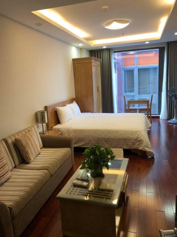 Cho thuê căn hộ 1 phòng ngủ, 1 phòng khách - full đồ Kim Mã, 50m2, view hồ 13415438