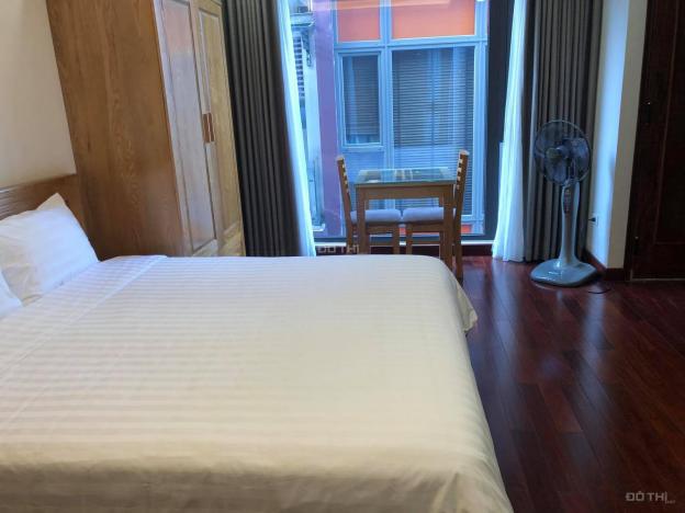 Cho thuê căn hộ 1 phòng ngủ, 1 phòng khách - full đồ Kim Mã, 50m2, view hồ 13415438