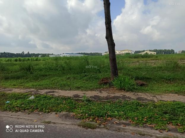 Kẹt tiền cần bán gấp lô đất nằm ngay đường ĐT 750, Phú Giáo, SHR 13418764