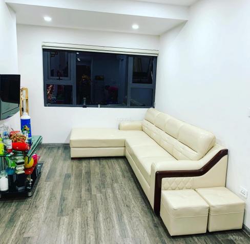 Cần bán căn 62,2m2 chung cư Intracom Riverside cầu nhật tân. Lh: 0383282685 13423576