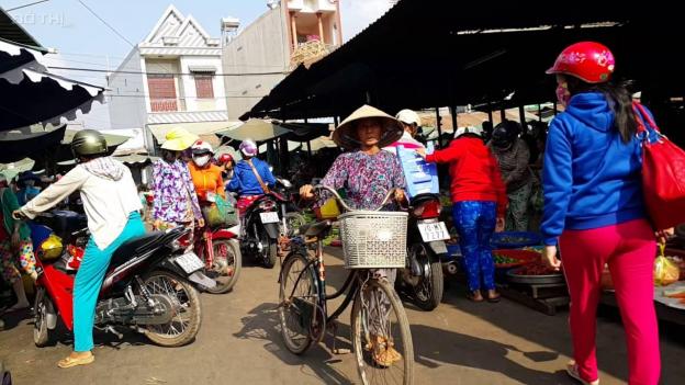 Đất giá rẻ 350tr/nền sổ hồng riêng, mặt tiền chợ Lộc Hưng kế bên KCN Trảng Bàng, Tây Ninh 13409309