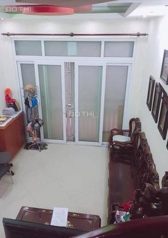 Bán nhà phố Đông Thiên, Hoàng Mai, lô góc, rất gần ô tô, 30m2 = 2.05 tỷ. LH 0325966811 13424478