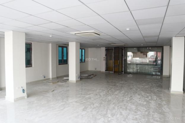 Văn phòng 100m2 vuông vắn, thiết kế khoa học mặt phố Hoàng Văn Thái 13424871