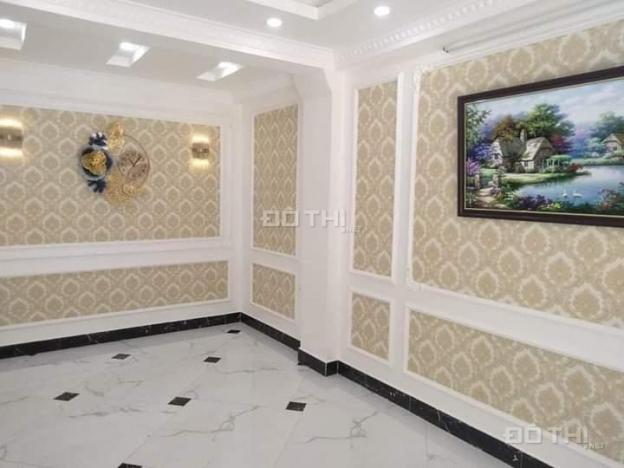 Bán nhà mặt phố Láng, Đống Đa, xây tòa VP, khách sạn, showroom, vỉa hè 8m, DT 260m2, MT 20m, 60 tỷ 13427352