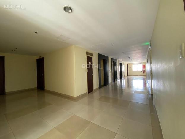 Bán căn hộ Hùng Vương Plaza Quận 5, nằm ở tầng trung, có diện tích 128.5 m2, gồm 3PN, 3WC 13428962