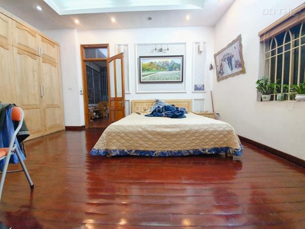 Bán nhà đẹp Chùa Láng, Đống Đa, 60m2 ô tô tránh - lô góc - 5T - 7,2 tỷ LH 0363755189 13428965