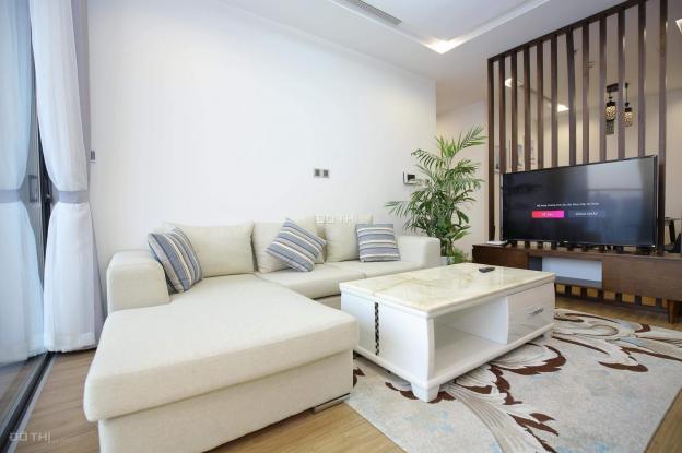 Cho thuê căn hộ 3 PN tại M1 Metropolis tầng cao, nội thất đẹp, giá: 42tr/th. LH: 0904481319 13429400