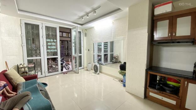 Bán căn hộ cao cấp 40m2 x 1 tầng cực đẹp, kinh doanh Đội Cấn, Ngọc Hà, Ba Đình. Giá 1,7 tỷ 13431244