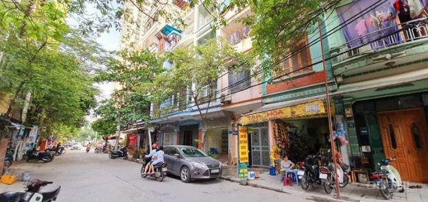 Bán tòa chung cư đường Thịnh Quang Đống Đa 98m2 - 7 tầng có 18 phòng cho thuê giá bán 10,5 tỷ 13438629