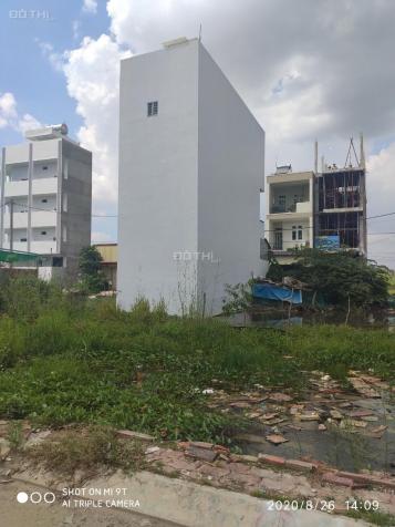 Cần bán lô đất nằm ở khu SamSung đường Bưng Ông Thoàn, phường Phú Hữu, DT: 54m2, giá 2.58 tỷ 13440590