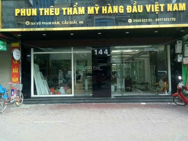 Cho thuê nhà phố Vũ Phạm Hàm 50m2 x 6T, mặt tiền 8.2m, vỉa hè rộng, thang máy gọn góc nhà 13443080