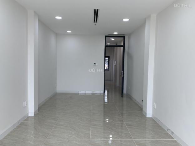 Cho thuê nhà mới xây 1 trệt 5 lầu 1 sân thượng mặt tiền 38 Trần Đình Xu Cô Giang Q1 13445822