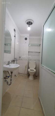 Nhà Đông Thiên - Vĩnh Hưng, lô góc 2 thoáng, ngõ rộng gần ô tô đỗ: 30m2, 1.99 tỷ 13447085