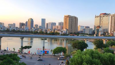 Bán nhà 18 Võ Văn Dũng 35 tỷ 7 tầng view hồ Hoàng Cầu, 7 tầng thang máy 13448070