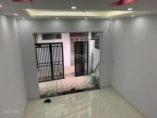 Bán gấp nhà Trương Định, Hoàng Mai, 45m2, 4T, lô góc thoáng, giá 2,78 tỷ, LH 0912473845 13451382