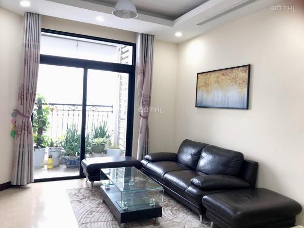 Cho thuê căn hộ chung cư 2 PN Royal City, Thanh Xuân, 100m2, giá 15 triệu/th 13453710