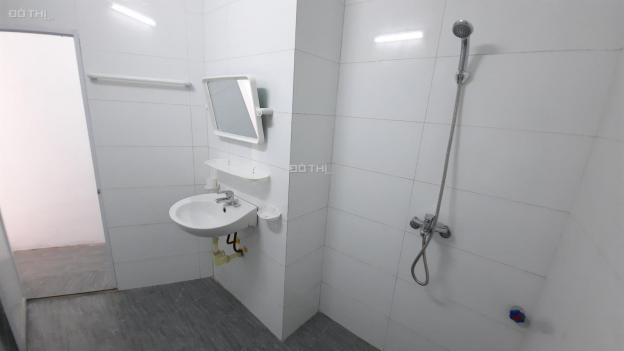 Cho thuê nhà nguyên căn 2 tầng, 95m2, giá hấp dẫn ở Long Biên, Hà Nội 13454845