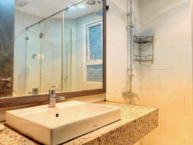 Bán gấp căn hộ chung cư Golden Palace, 117m2 giá 29.5tr/m2. LH 0986066991 13460244