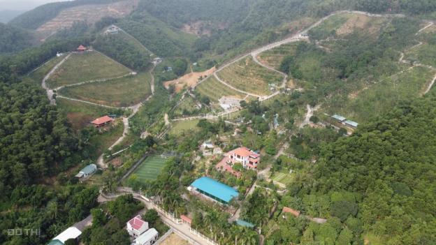 Cần bán 1,2 ha Lâm Sơn Lương Sơn, 800m2 TC thế đất thoải, view thoáng ô tô vào tận đất, 800k/m2 13462726