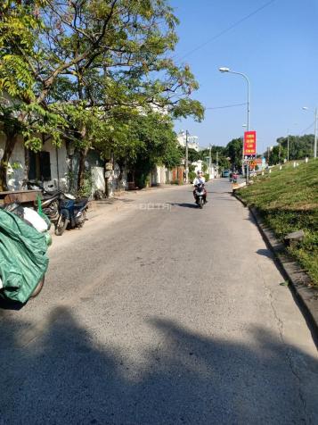 Cho thuê 500m2 kho Phú Viên, Bồ Đề, Long Biên. Đường vào KHO xe công chạy qua. Nằm cách đê 300m 13464719