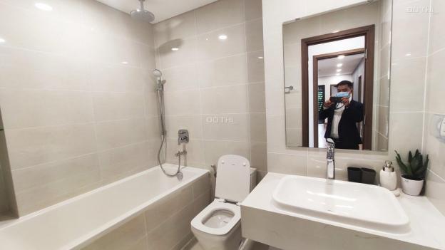 Bán căn hộ đẹp nhất dự án, mới nhận ở ngay, tầng cao, view Q1, 95m2 - 3PN, 4,555 tỷ, 0902830082 13471224